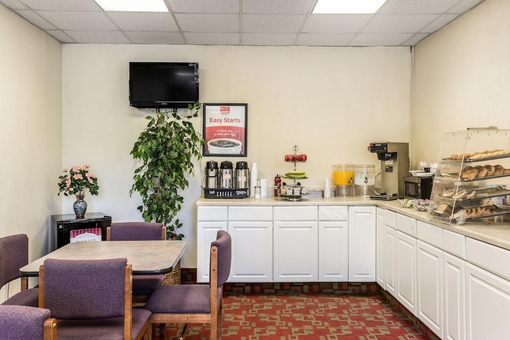 Econo Lodge Stewart International Airport New Windsor Exteriér fotografie